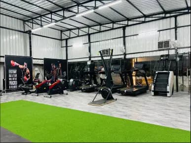 RS FITNESS WAREHOUSE GYM